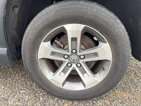 Used 2024 Honda Pilot EX-L image 6