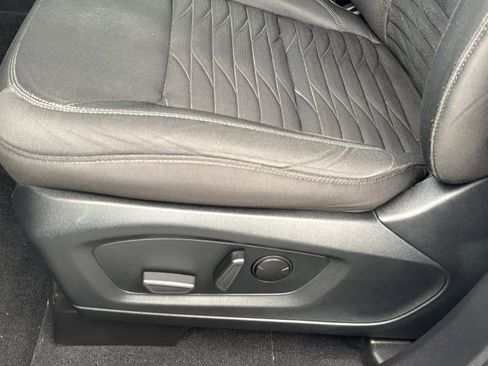Used 2020 Ford Explorer XLT image 15