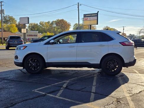 Used 2022 Ford Edge SEL w/ Convenience Package image 4