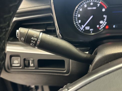 Used 2021 Cadillac XT5 Premium Luxury w/ LPO, Floor Liner Package image 36