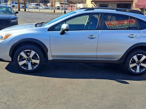 Used 2014 Subaru Crosstrek 2.0i Premium image 9