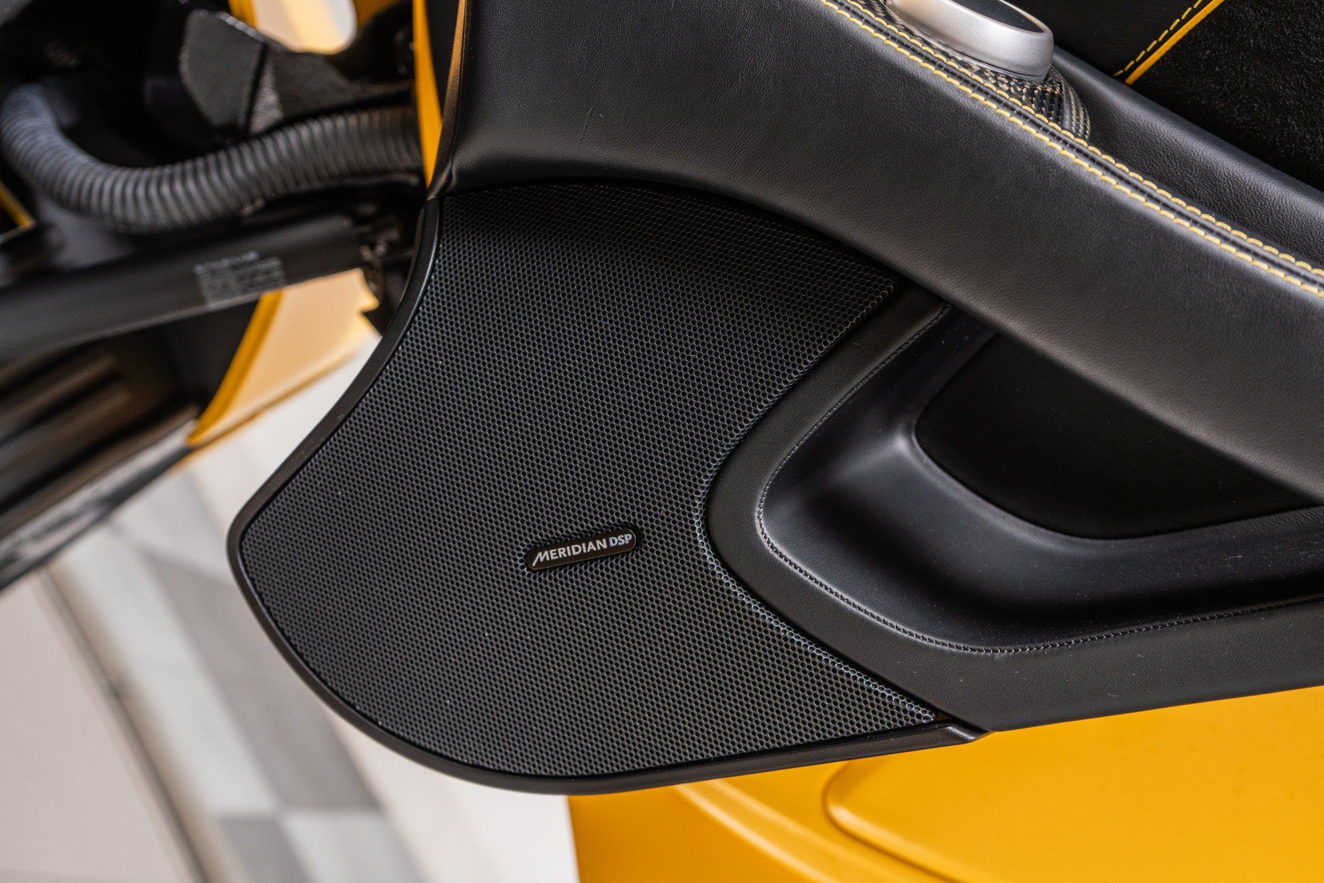 Used 2015 McLaren 650S Spider RWD image 44