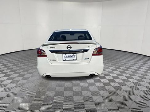Used 2013 Nissan Altima 2.5 SV FWD image 6