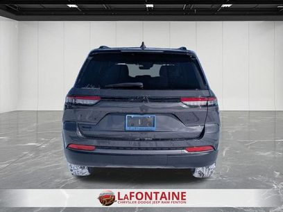 New 2026 Jeep Grand Cherokee Altitude