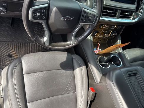 Used 2022 Chevrolet Tahoe Z71 w/ Luxury Package image 23