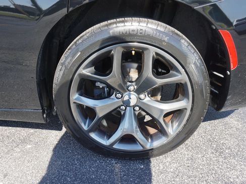 Used 2016 Dodge Charger R/T w/ Plus Group RWD image 30