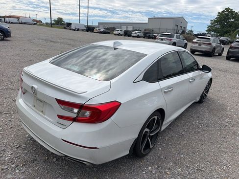 Used 2019 Honda Accord Sport image 3