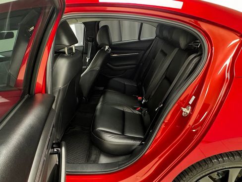 Used 2022 MAZDA MAZDA3 s image 12