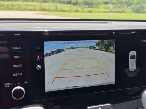 Used 2023 Kia Sorento EX w/ Panoramic Sunroof Package FWD image 15