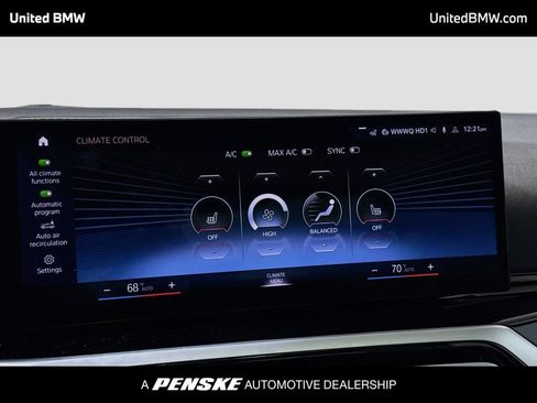 Used 2023 BMW 330i Sedan w/ Premium Package RWD image 11