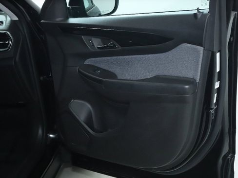 Used 2025 Chevrolet TrailBlazer LT image 33