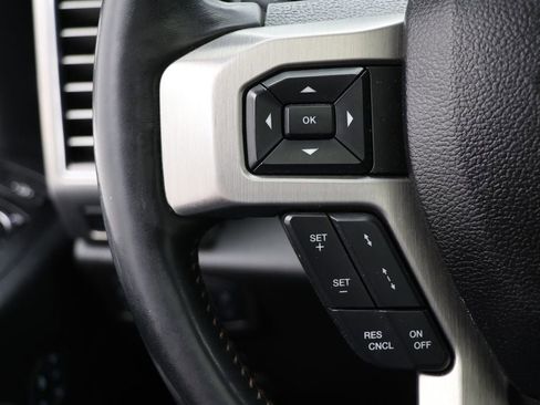 Used 2021 Ford F450 Platinum w/ FX4 Off-Road Package image 28