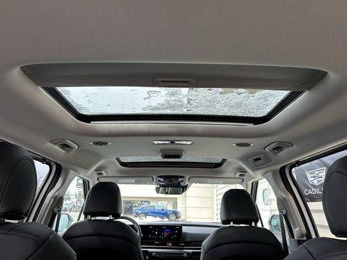 New 2026 Kia Carnival SX image 16