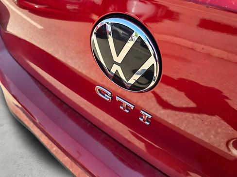 Used 2024 Volkswagen GTI SE FWD image 20