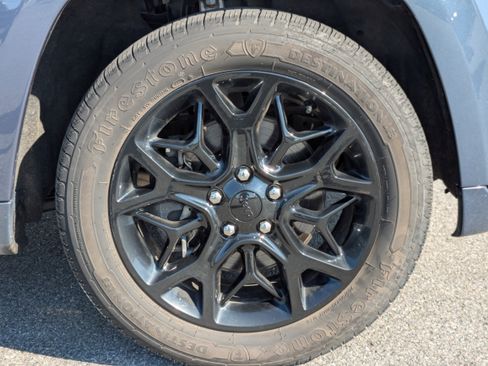 Used 2021 Jeep Grand Cherokee Limited X AWD/4WD image 11