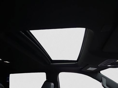 Used 2023 Chevrolet Silverado 1500 High Country w/ High Country Premium Package image 18