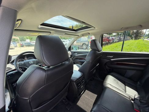Used 2016 Acura MDX w/ Technology Package AWD/4WD image 19