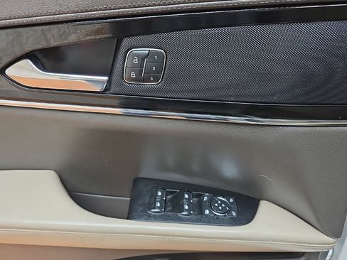 Used 2022 Lincoln Nautilus Reserve image 25