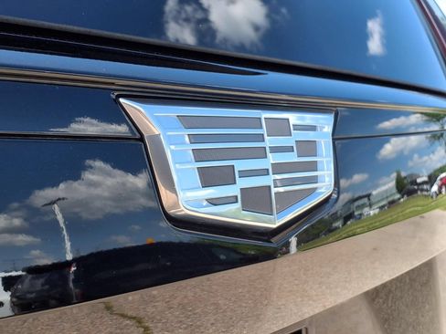 Used 2023 Cadillac Escalade Sport w/ LPO, ONYX Package AWD/4WD image 9
