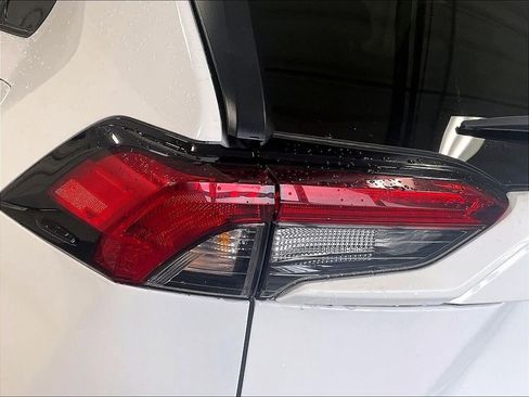 Used 2024 Toyota RAV4 XLE w/ Weather Package AWD/4WD image 33