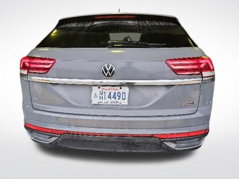 Used 2021 Volkswagen Atlas Cross Sport SE AWD/4WD image 7