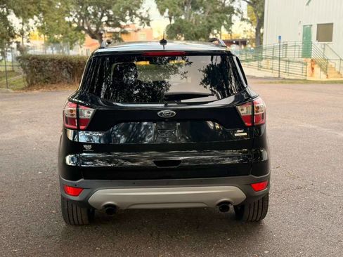 Used 2018 Ford Escape SE w/ Ford Safe & Smart Package image 6