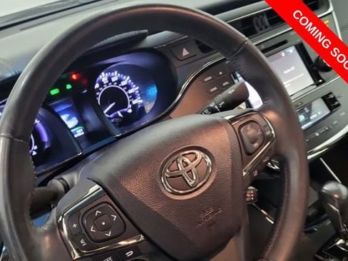 Used 2016 Toyota Avalon Limited w/ Toyota Safety Sense Package FWD image 7