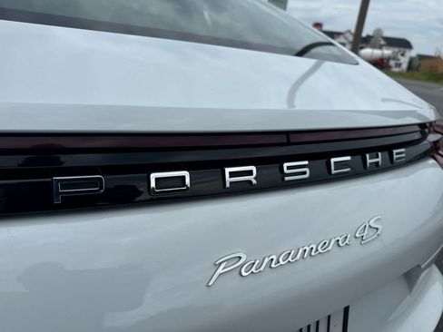 Used 2017 Porsche Panamera 4S AWD/4WD image 11