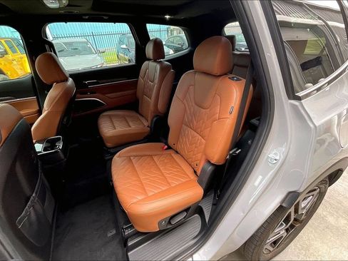 Used 2024 Kia Telluride SX X-Line AWD/4WD image 25