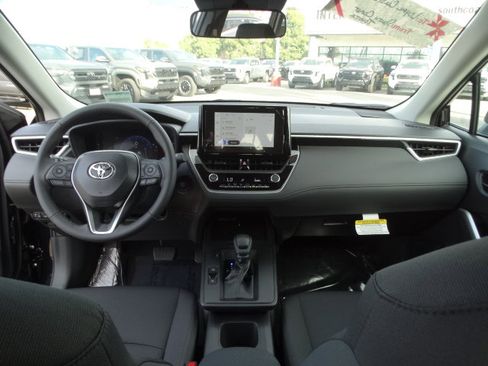 New 2026 Toyota Corolla Cross LE image 15