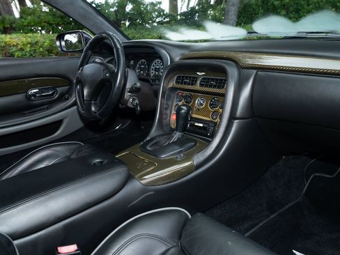 Used 2002 Aston Martin DB7 Vantage image 15