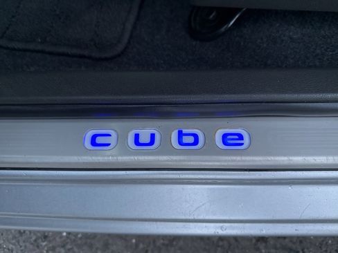 Used 2011 Nissan Cube 1.8 S w/ Interior Illumination Pkg image 13