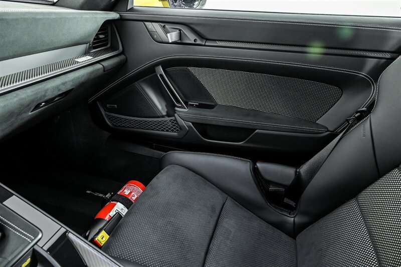 Used 2024 Porsche 911 GT3 RS RWD image 35