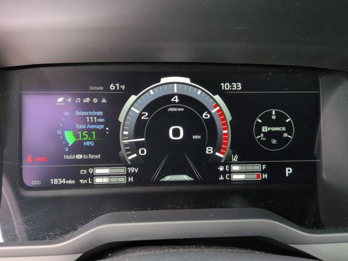 Used 2026 Toyota Tundra Limited AWD/4WD image 20