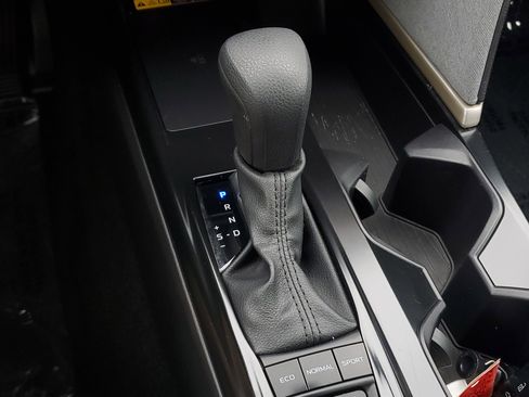 Certified 2025 Toyota Camry LE w/ Convenience Package FWD image 28