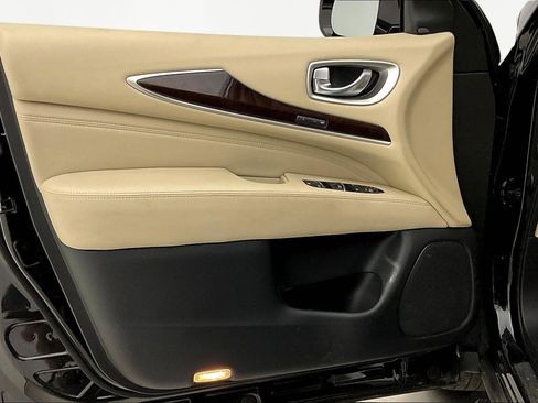 Used 2018 INFINITI QX60 Luxe w/ Deluxe Technology Package image 19