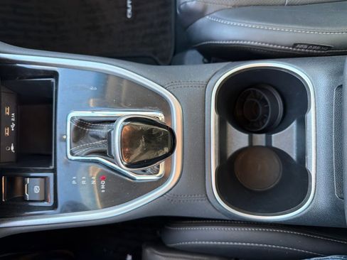 Used 2020 Subaru Outback Limited image 48