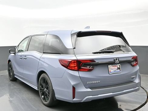 Used 2025 Honda Odyssey Sport-L image 4