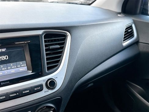 Used 2020 Hyundai Accent SE image 22