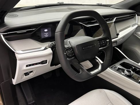 New 2026 Jeep Cherokee Laredo AWD/4WD image 10