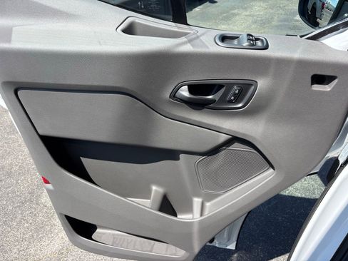 New 2026 Ford Transit 250 148 Medium Roof image 14