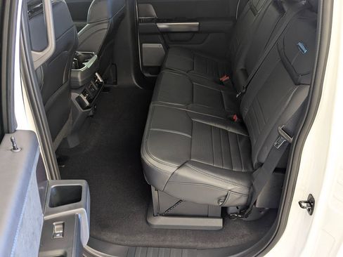 New 2025 Ford F150 Platinum w/ FX4 Off-Road Package image 13