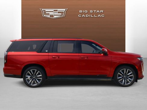 Certified 2024 Cadillac Escalade ESV Sport w/ Touring Package AWD/4WD image 6