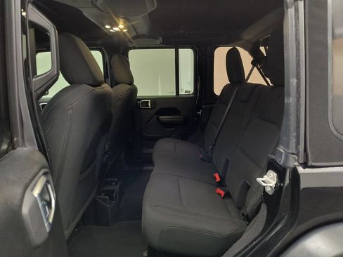 Used 2020 Jeep Wrangler Unlimited Sport S AWD/4WD image 19