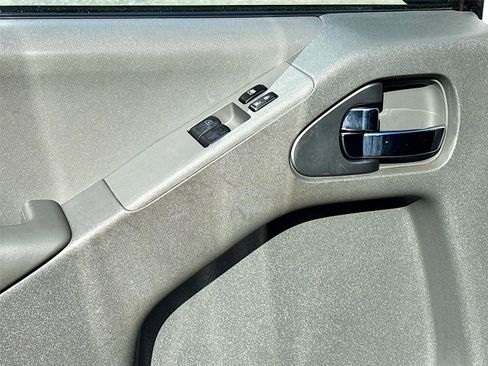 Used 2021 Nissan Frontier S image 17