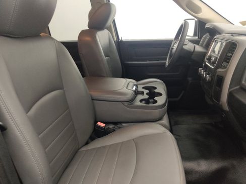 Used 2018 RAM 1500 Tradesman w/ Chrome Appearance Group AWD/4WD image 21