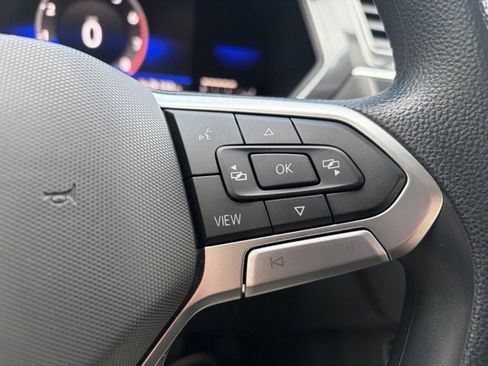 Used 2022 Volkswagen Tiguan S image 18