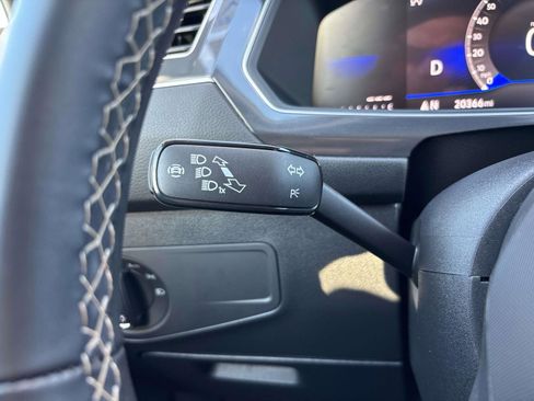 Used 2024 Volkswagen Tiguan Wolfsburg Edition image 30