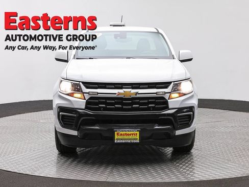 Used 2022 Chevrolet Colorado LT w/ Fleet Safety Package RWD image 2