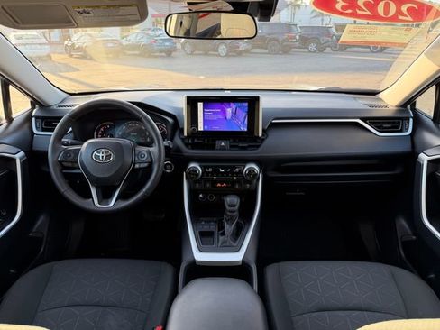 Used 2023 Toyota RAV4 XLE w/ Convenience Package FWD image 17